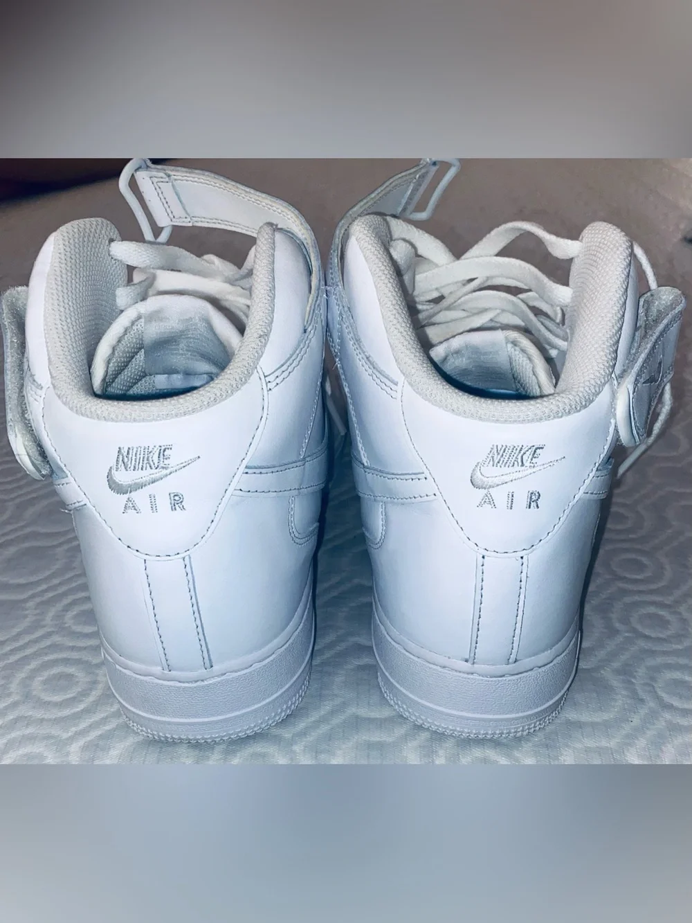 Men’s Nike Air Force 1 Mid 07’